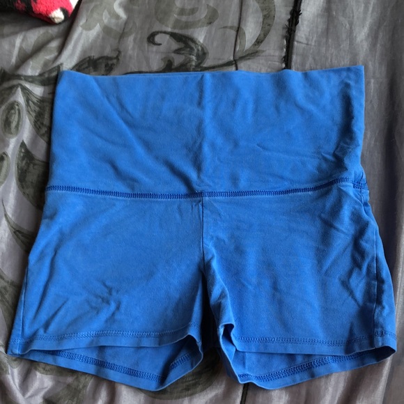 Yoga shorts - Picture 3 of 4